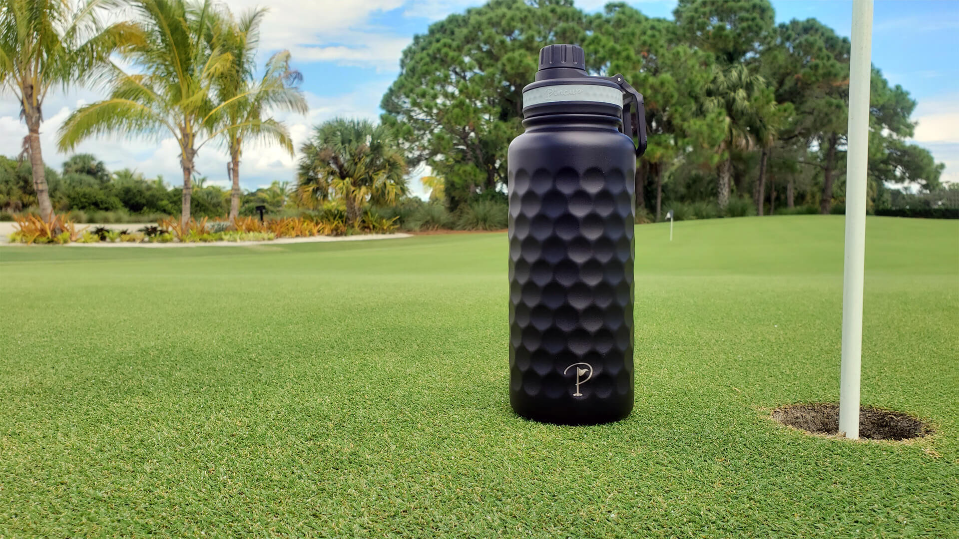 Pincup - 32 oz Insulated Water Bottle - Golf Dimpled - Stainless Steel –  MADE 4 FANS